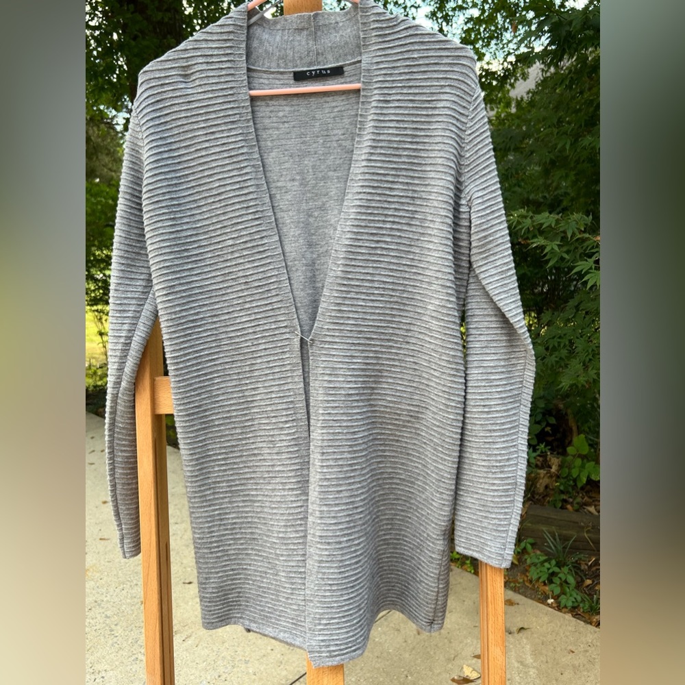 Cyrus Ottoman Stitch Cardigan/Duster. Medium Grey, open front. Small/medium.